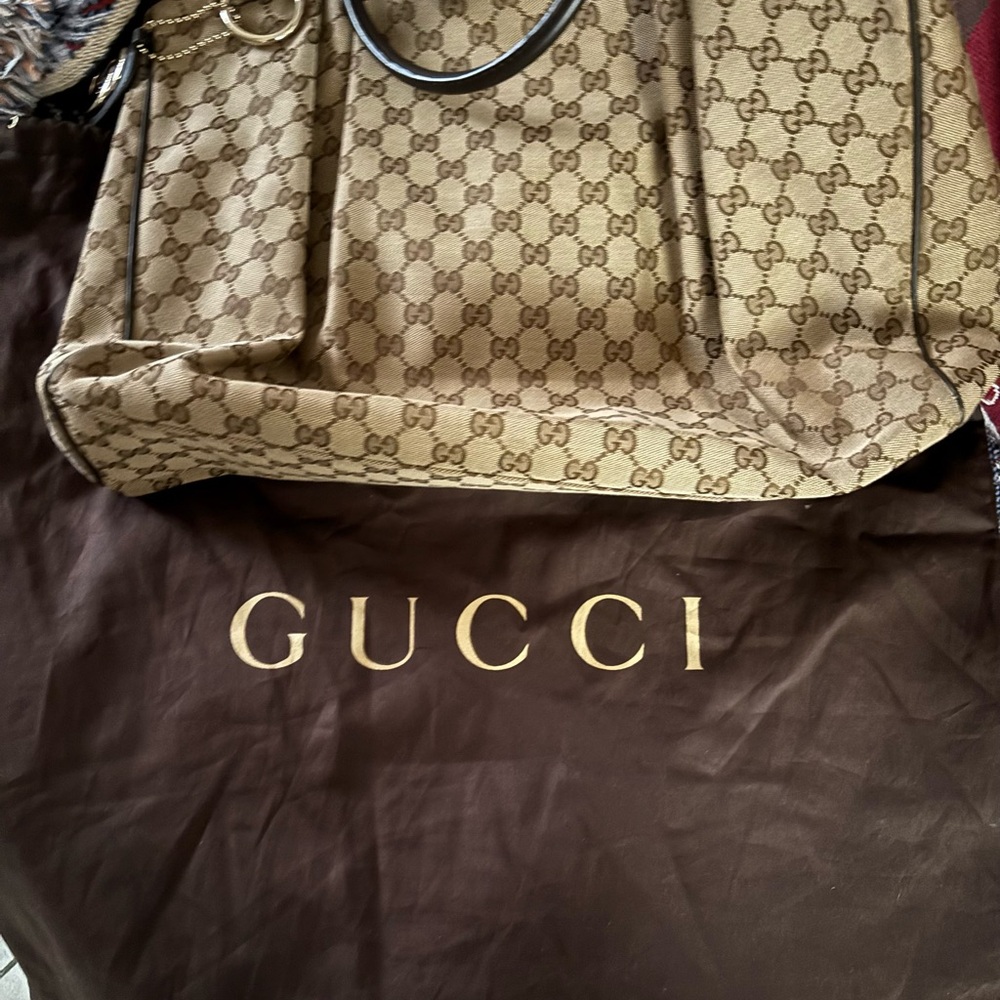 Gucci Beige and Brown Signature Tote